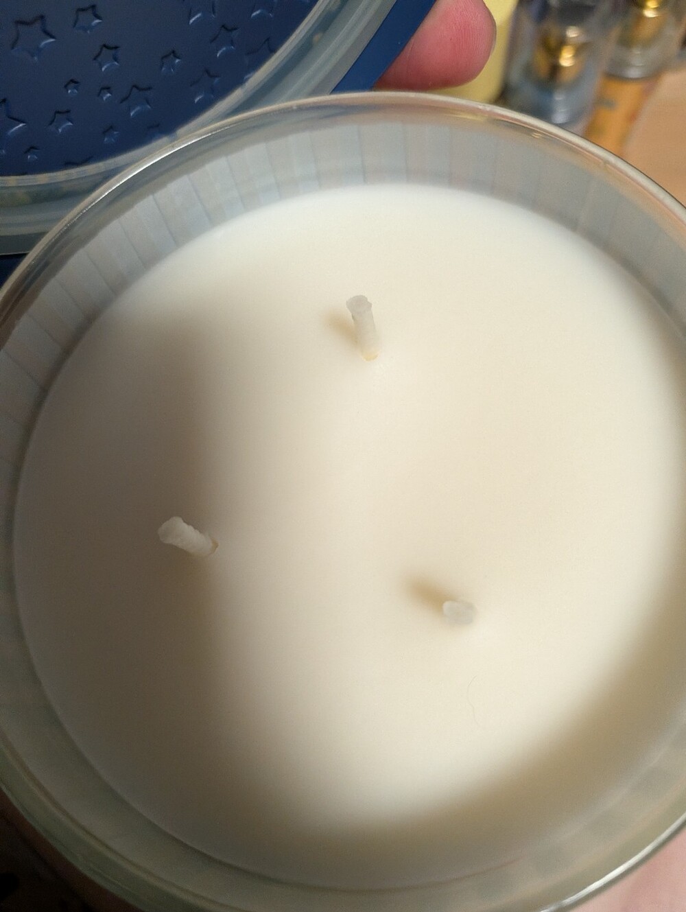 Candle - Picture 2 of 3